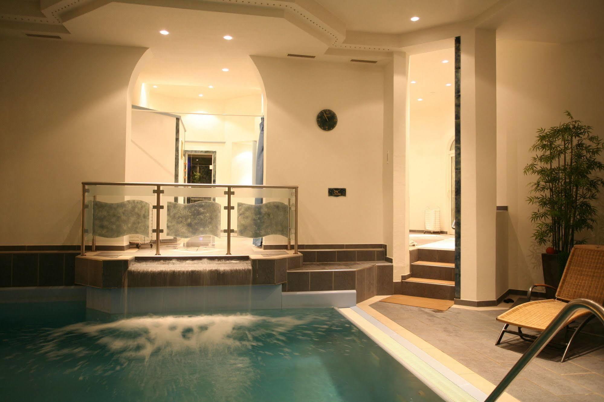 Sunstar Hotel ฟลิมส์ ภายนอก รูปภาพ